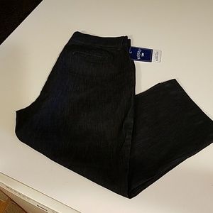 Riders by Lee Capri Shorts
